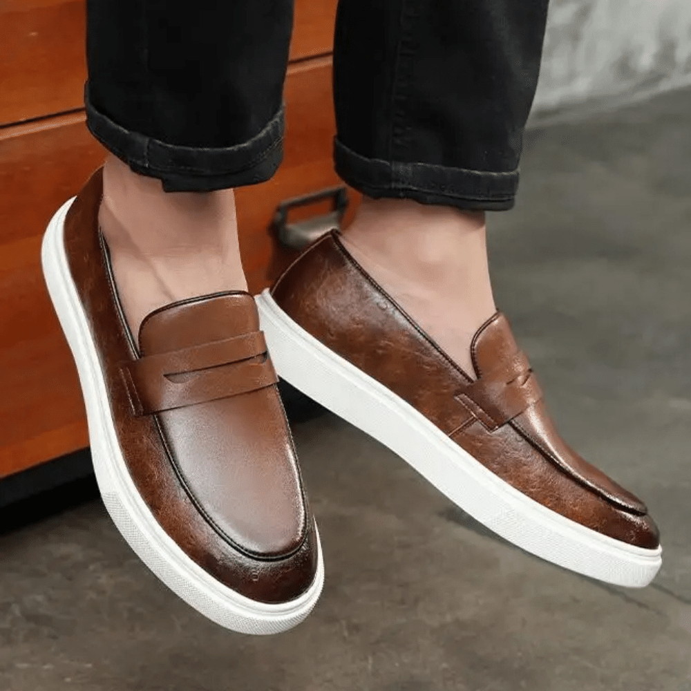 Lynx Reine Men’s Slip-On Loafers